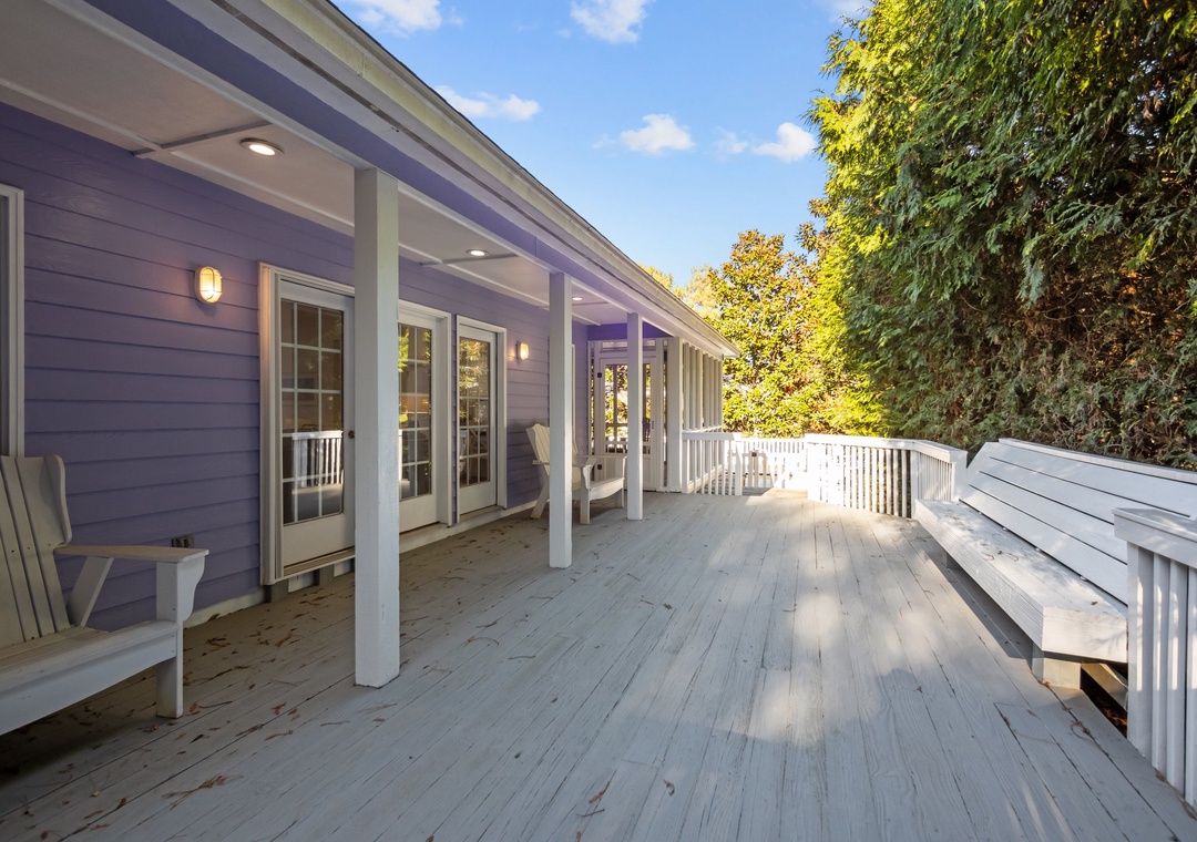3 Side porch