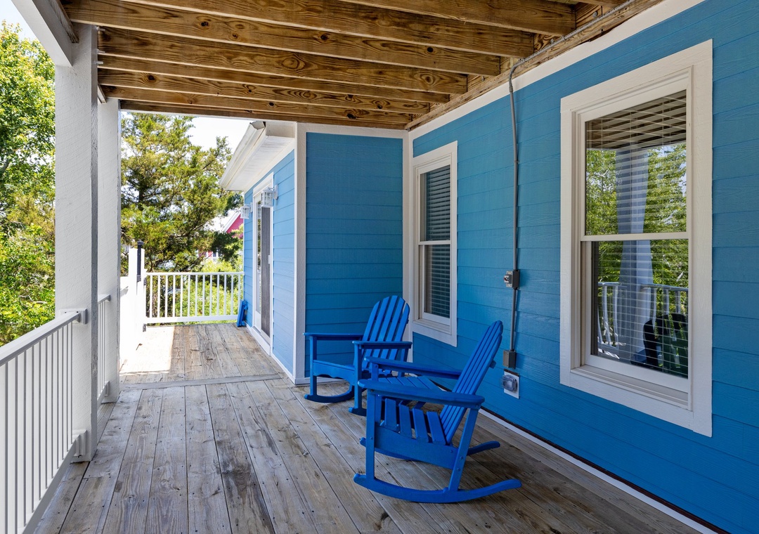 Mid-Floor Deck