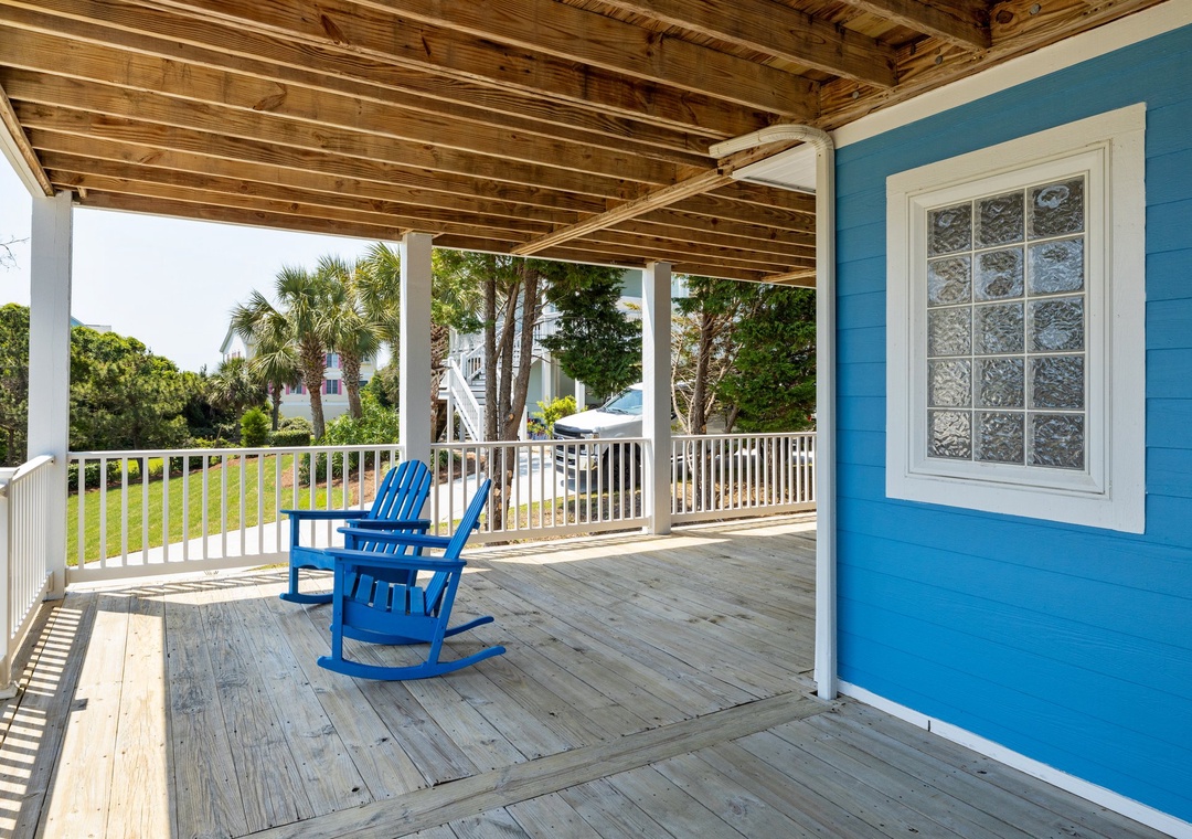 Mid-Floor Deck