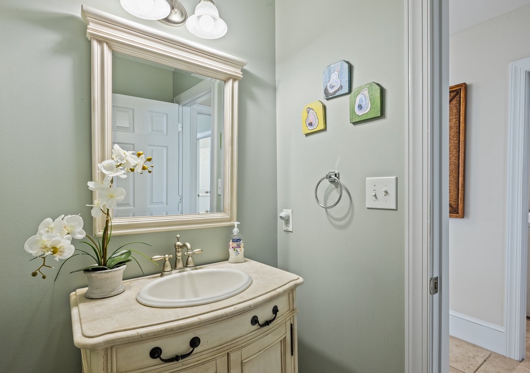 2nd floor Half bath