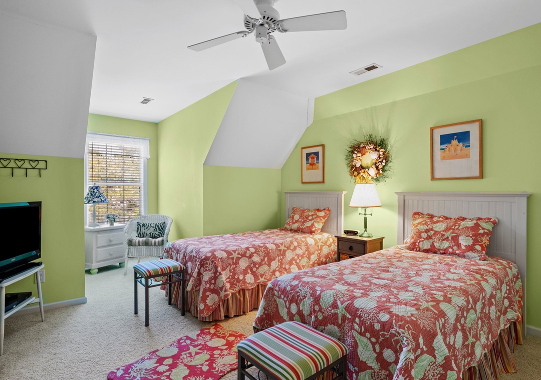 Top Floor Twin Bedroom