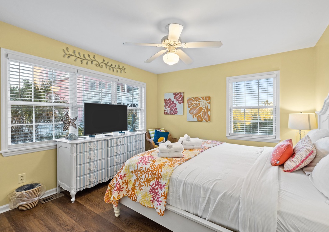 King Guest room off living room level