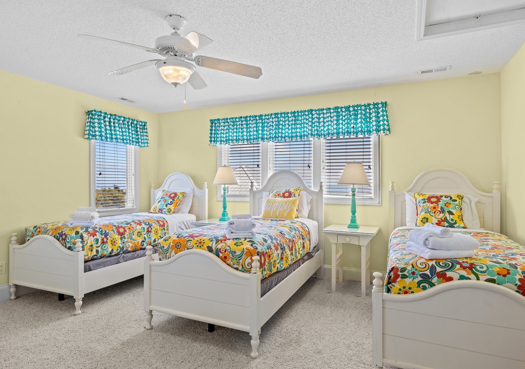 Top Floor Triple Twin Room