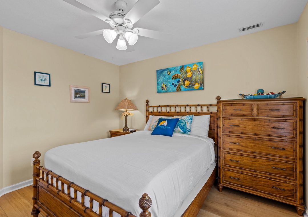 Top floor Queen Bed