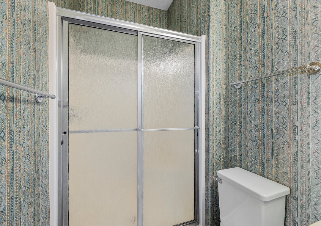 2 Full Bathroom
