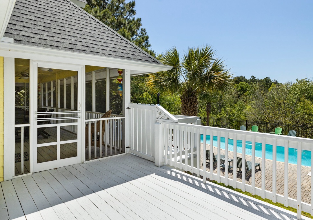 Mid-Floor Deck
