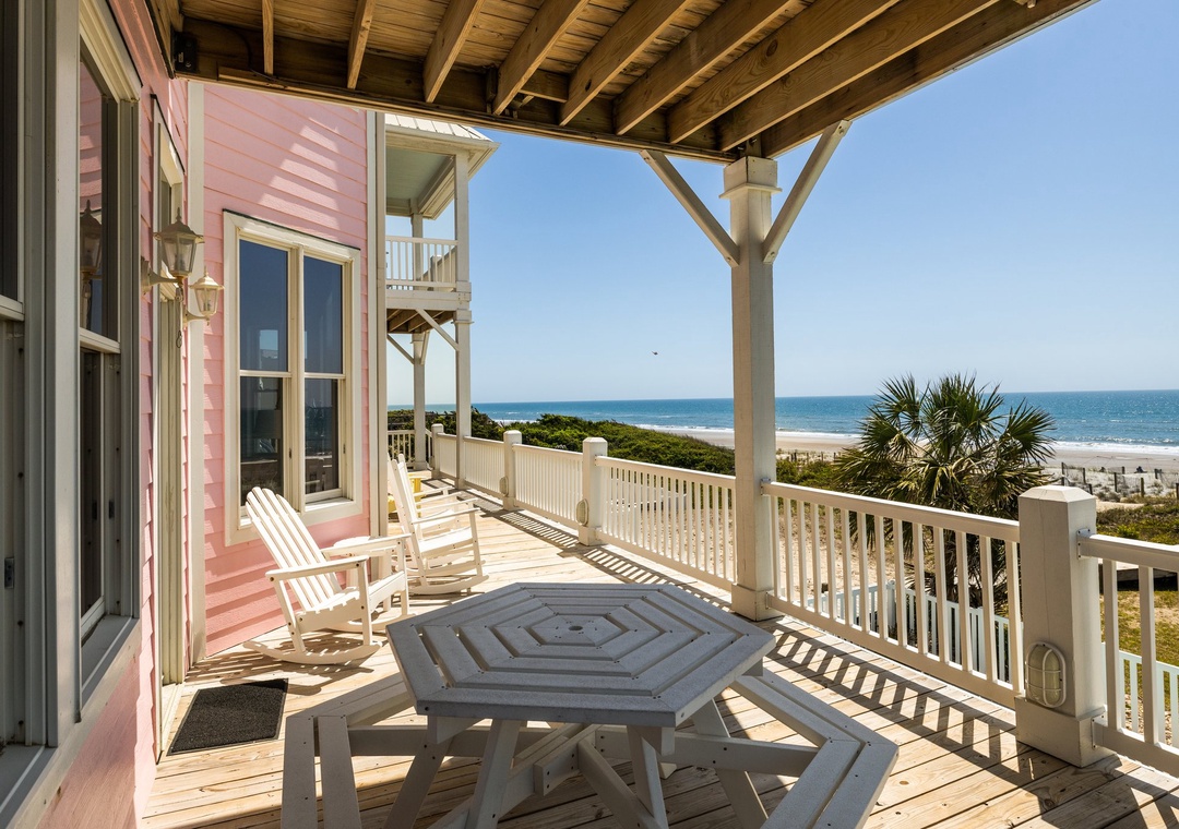 2nd floor balcony
