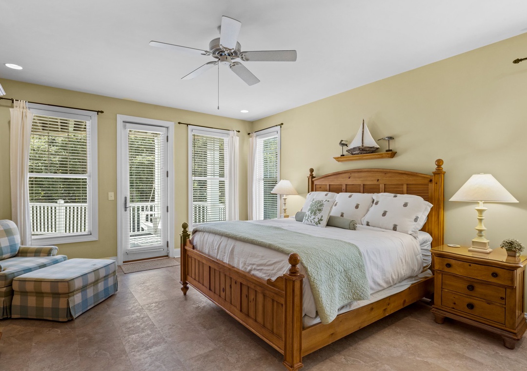 2nd floor King room