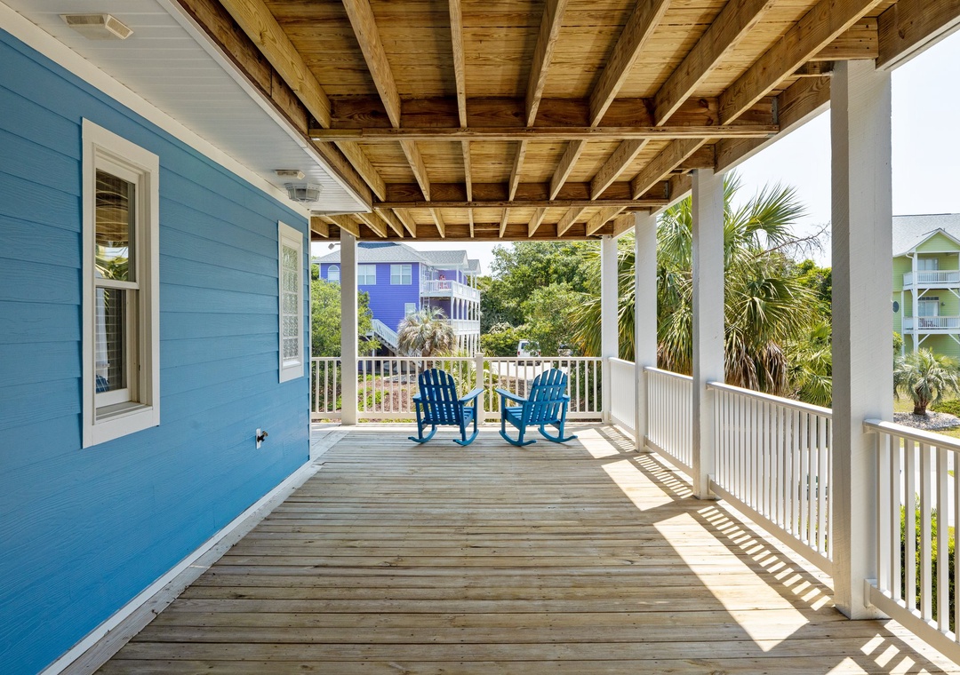 Mid-Floor Deck