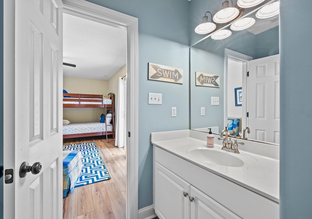 Full Bathroom