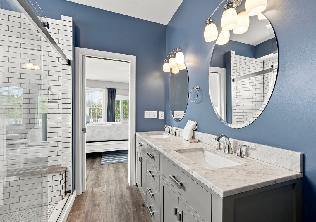 A Time to Remember | Mid Level Ensuite