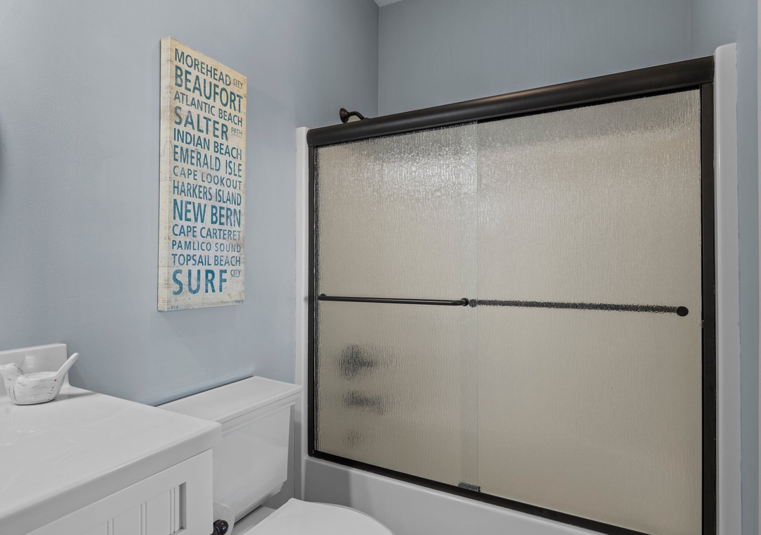 Twin Room Bathroom with shared door to Hallway