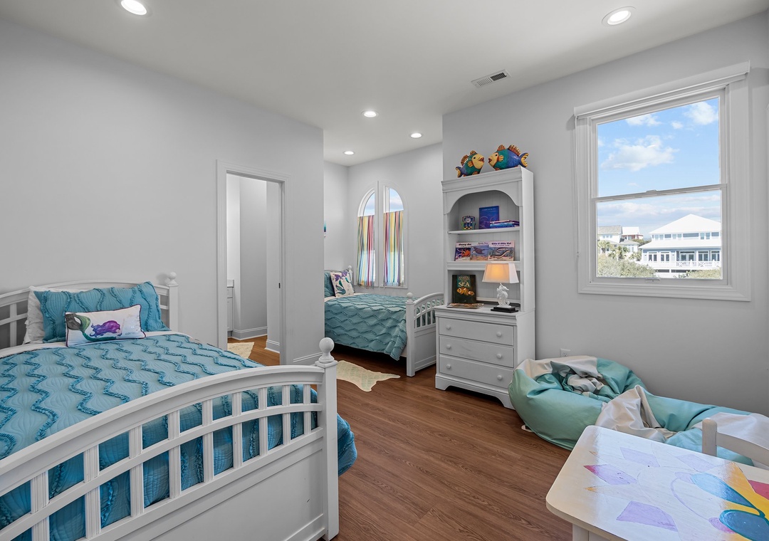 Top Floor Twin Bedroom