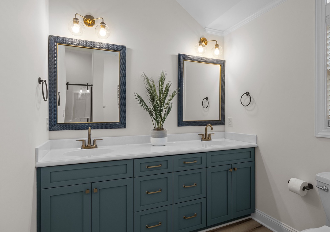 Full Bathroom