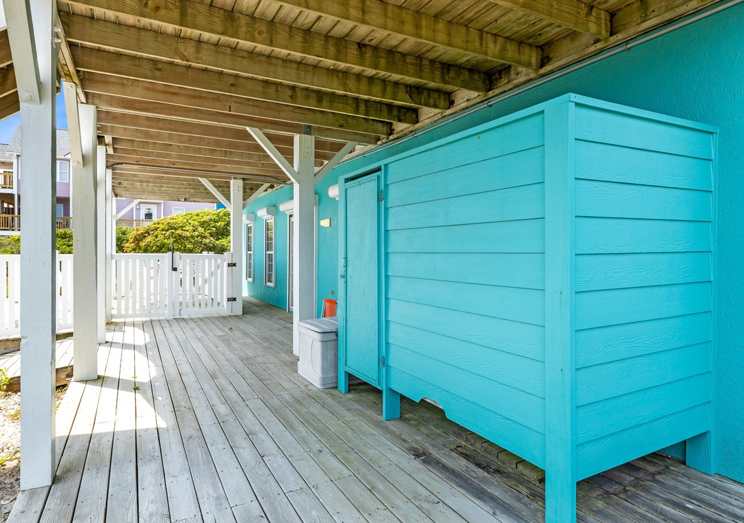 Outdoor Shower and shaded area