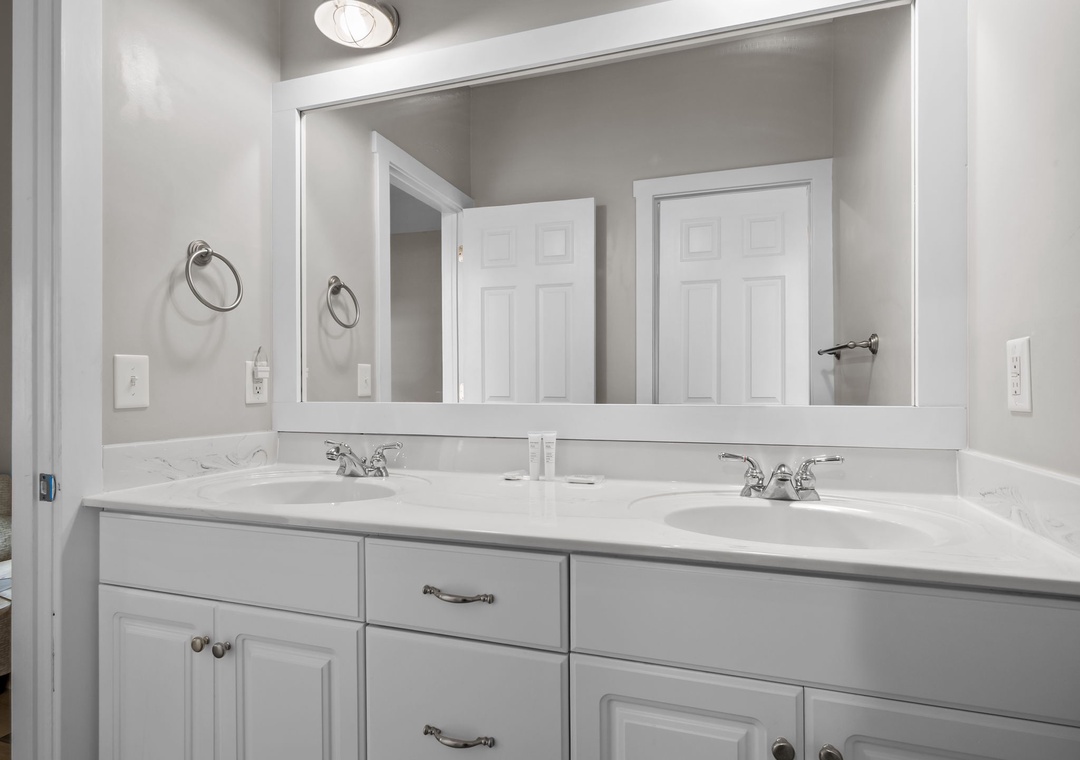 Jack and Jill Bath Vanity