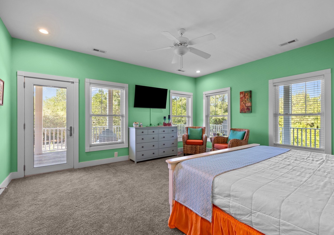 Master Bedroom- 2nd Floor