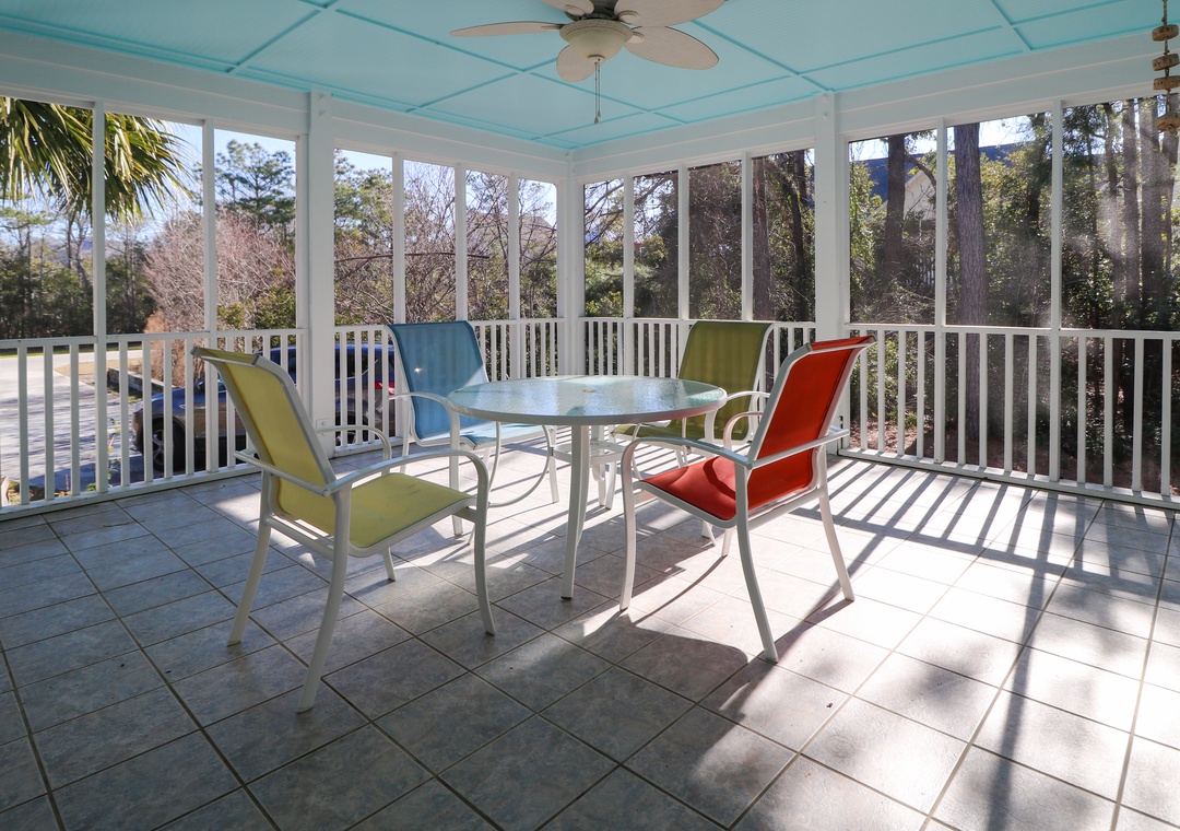 Screened in Porch