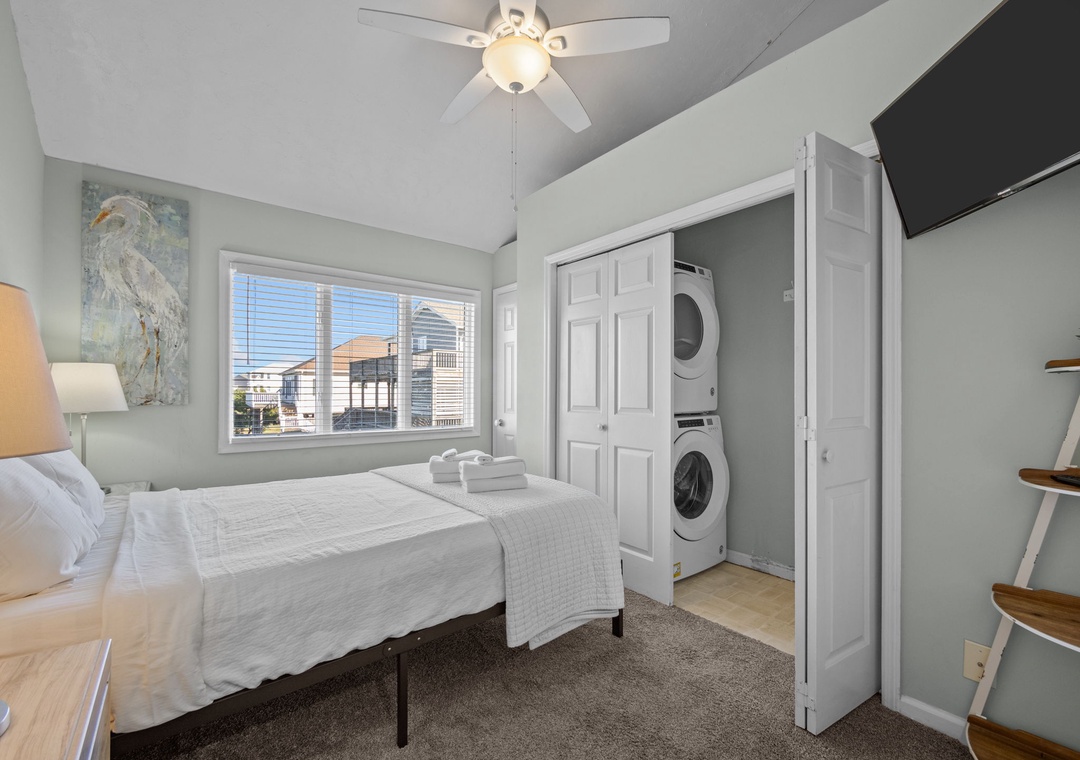2 Queen Bedroom