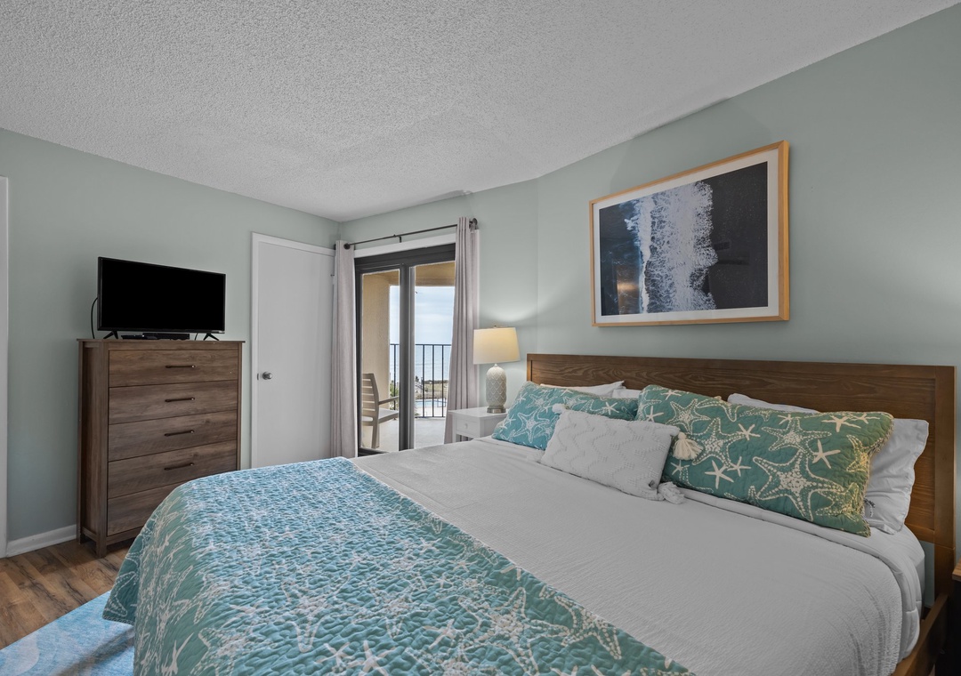 Oceanview King Bedroom Suite