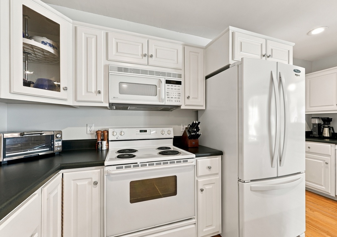 SpinAway | Ground Level Kitchen