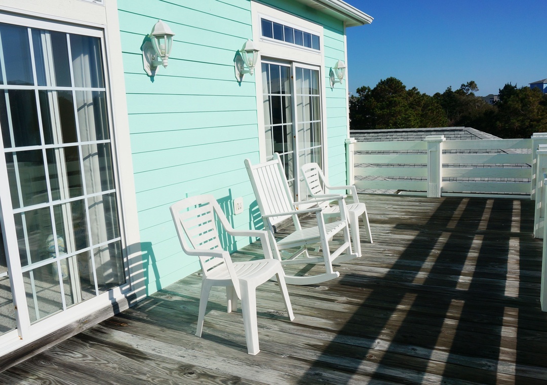 Top Balcony