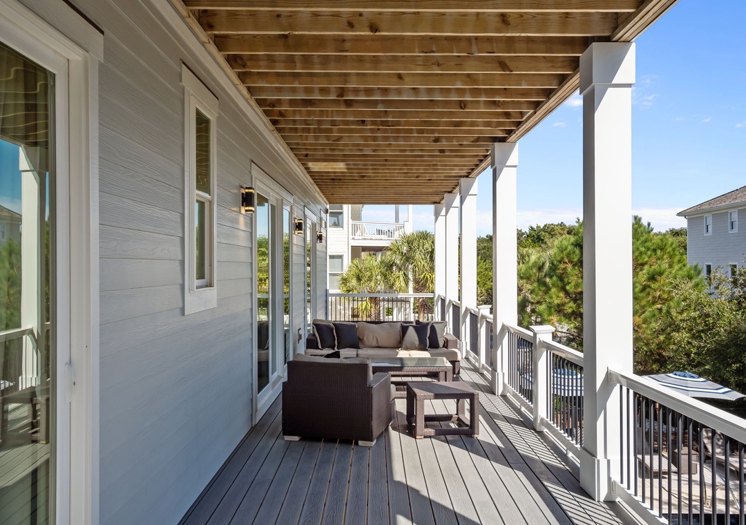 MIDFLOOR DECK