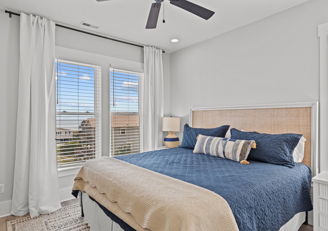 Waverlie's Watch | King Bedroom