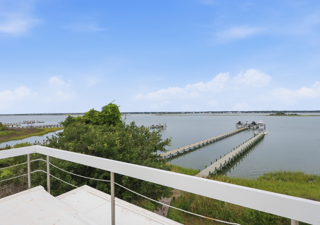 Bogue House | Rooftop Sound View