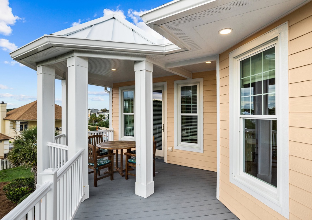 3 Balcony