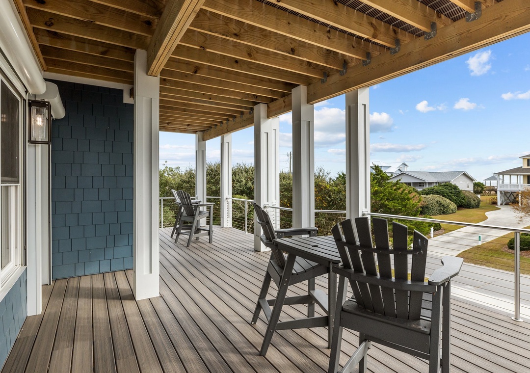 2nd Floor Oceanview Deck