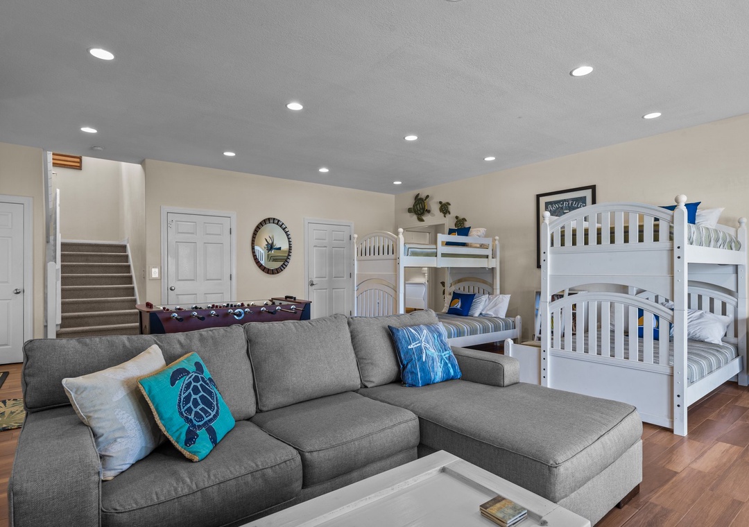 Sea Dream | Downstairs Living Area