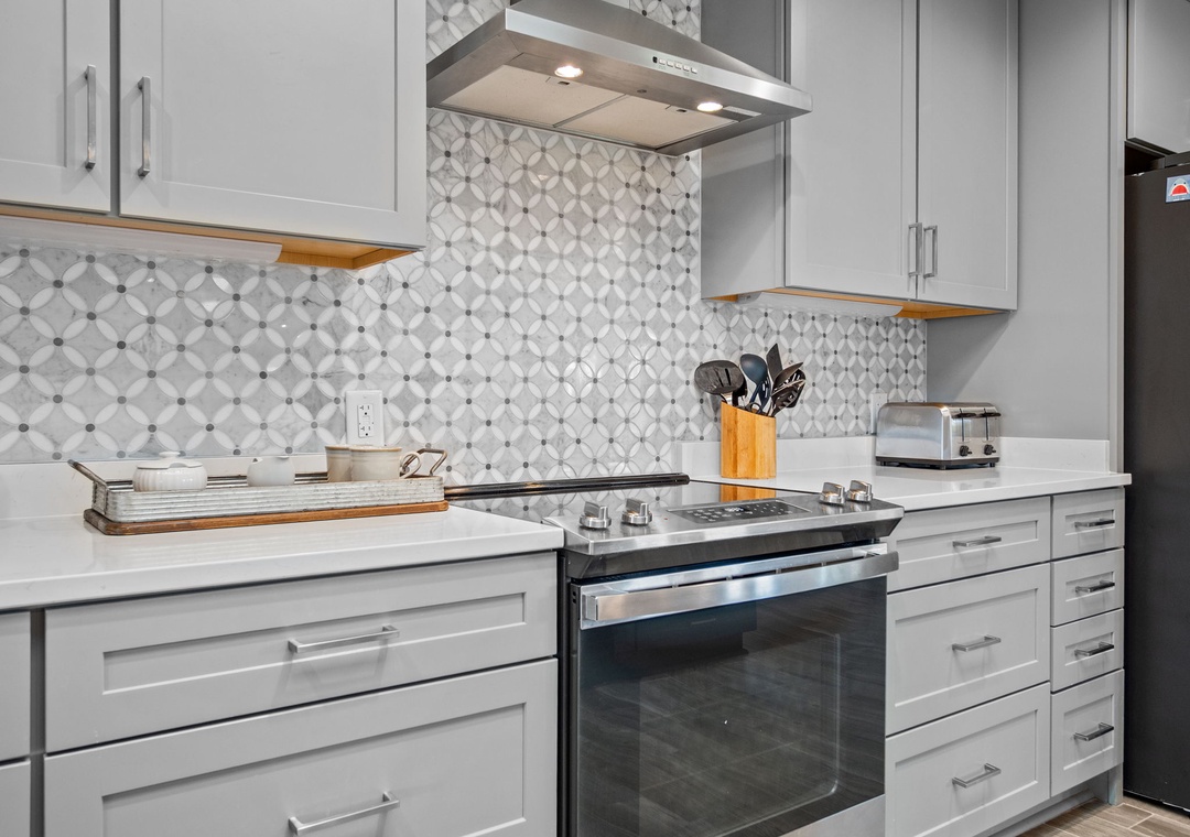 Kitchen Oven