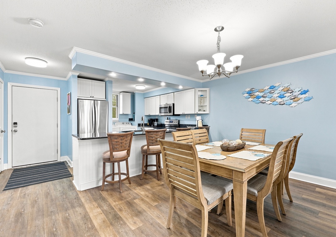 Summer Winds B-233 | Dining Area and Kitchen