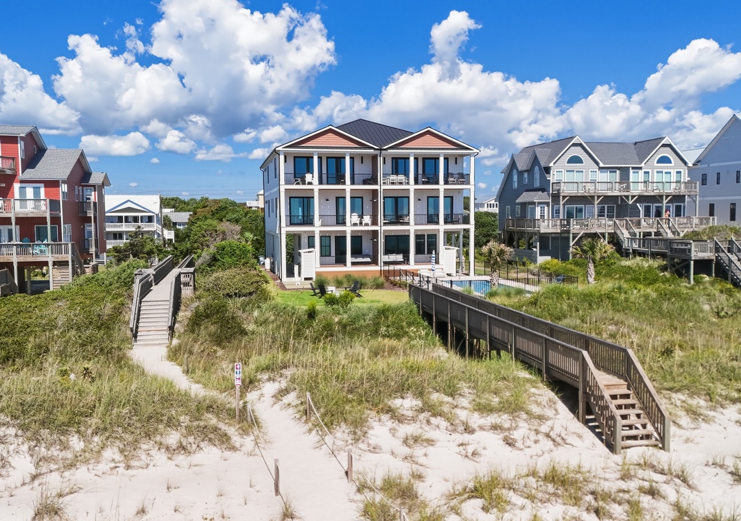 Sea Spray West | Back Exterior View