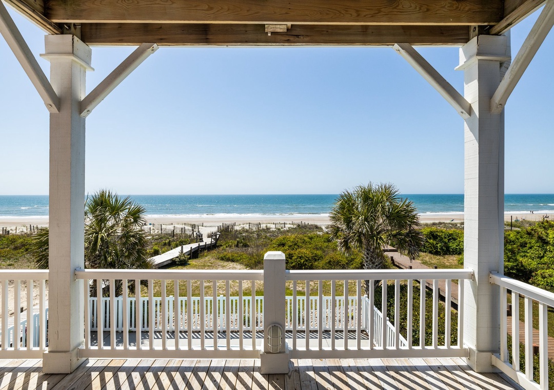 2nd floor balcony