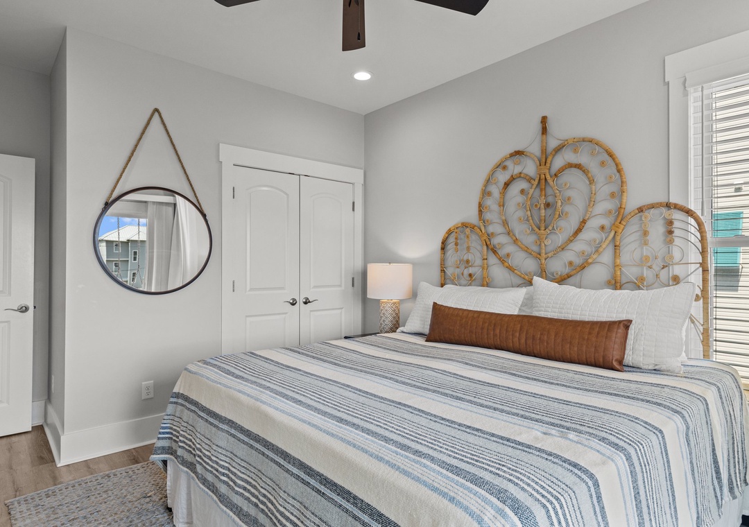 Waverlie's Watch | King Bedroom
