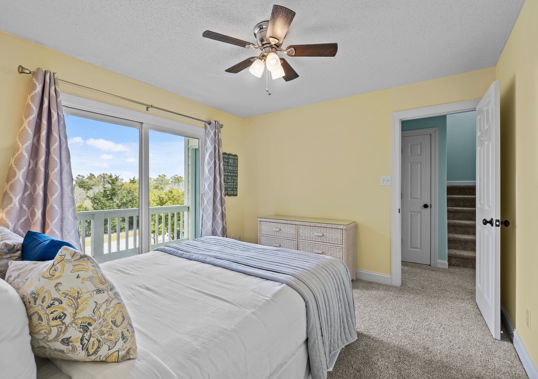 2 Queen Bedroom