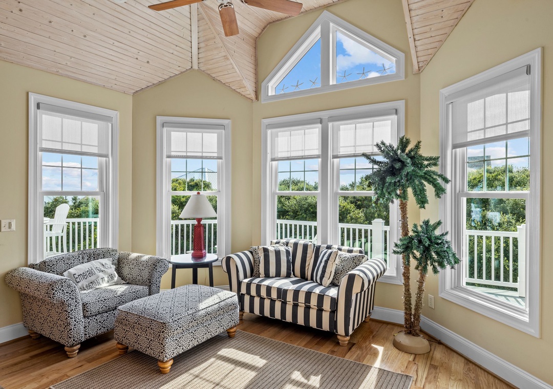 6 Living room