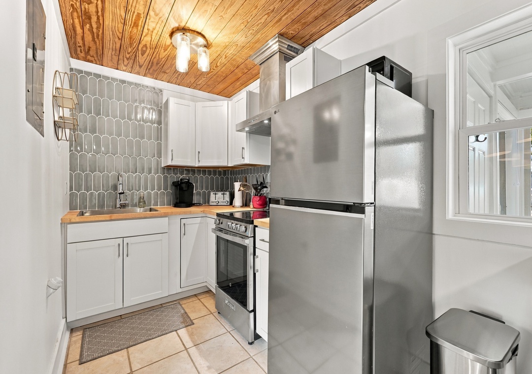 namaSTAY | Kitchen