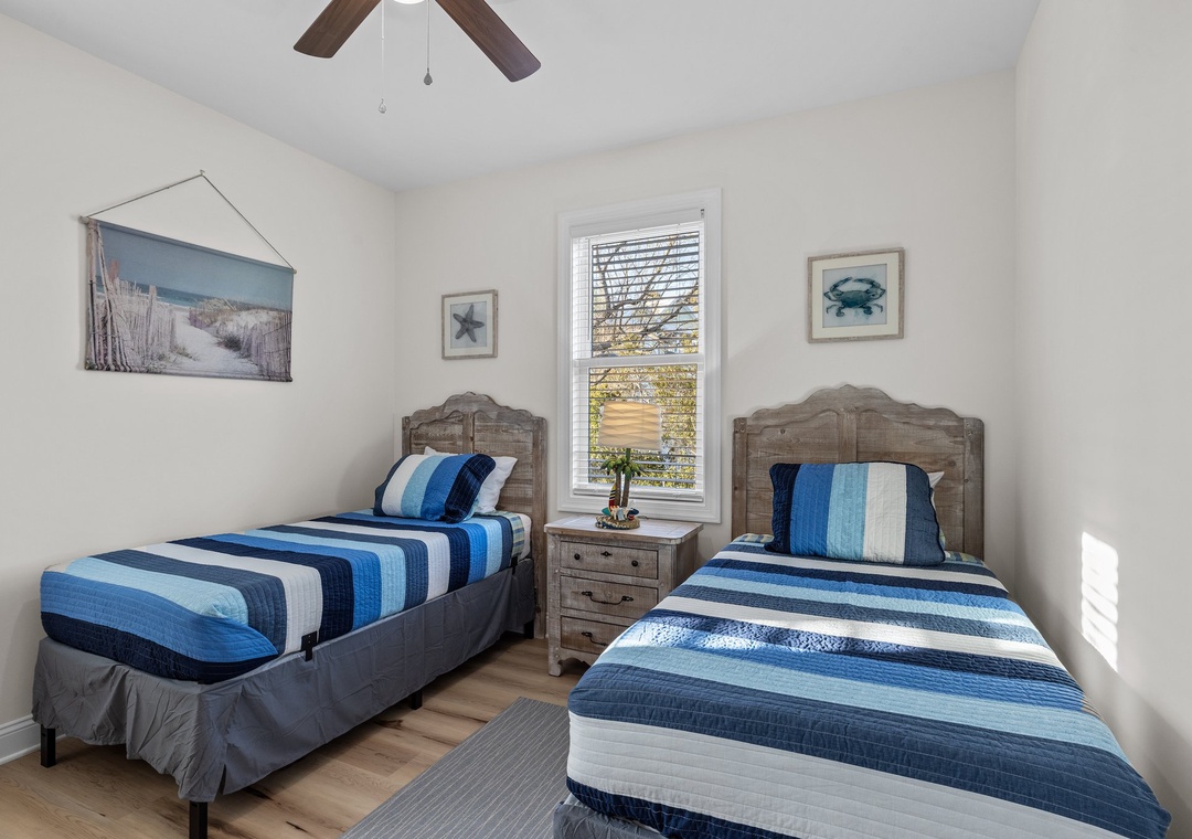 Twin Bedroom
