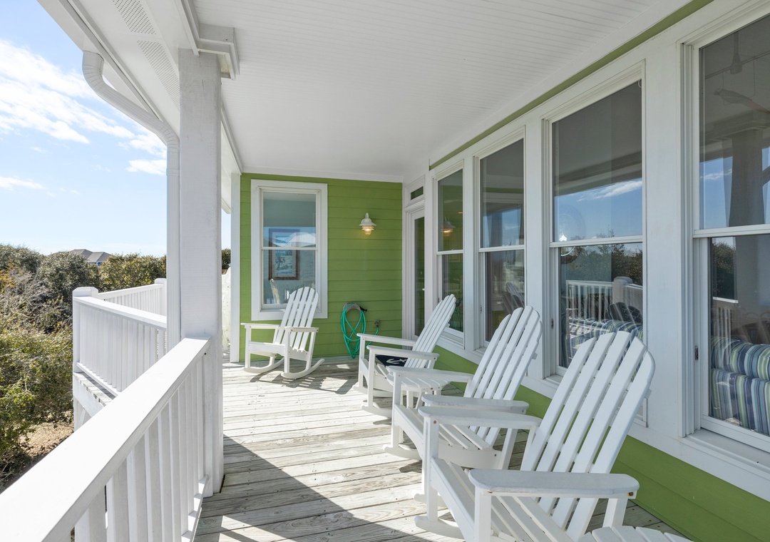 Top Floor Deck
