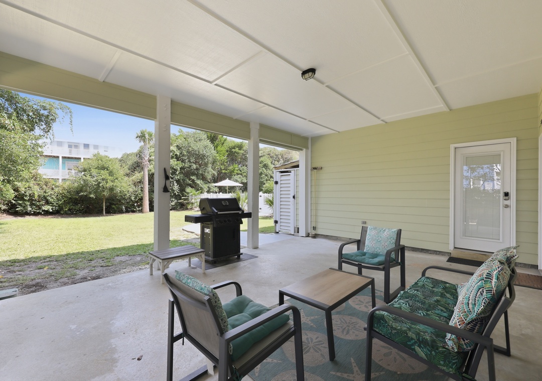 Sea Dream | Outdoor Dining with Grill