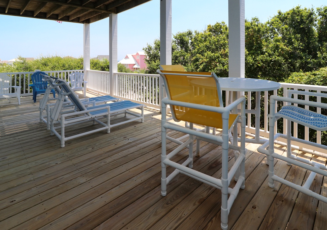 2nd floor deck