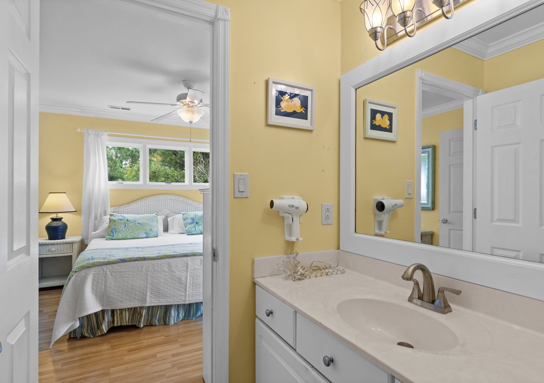 3rd Floor - King Suite