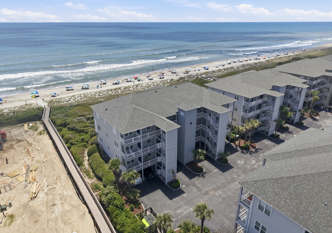 Ocean Club Oasis | Aerial Community View