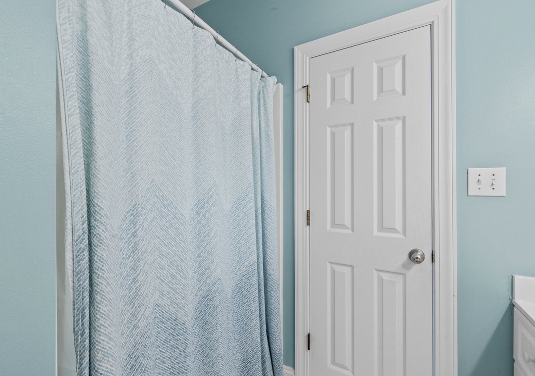 2 Attached Bathroom
