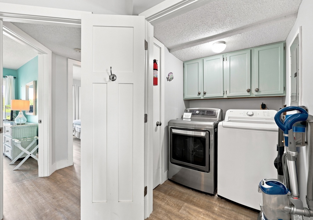 Oma’s Emerald Retreat | Dedicated Laundry Room
