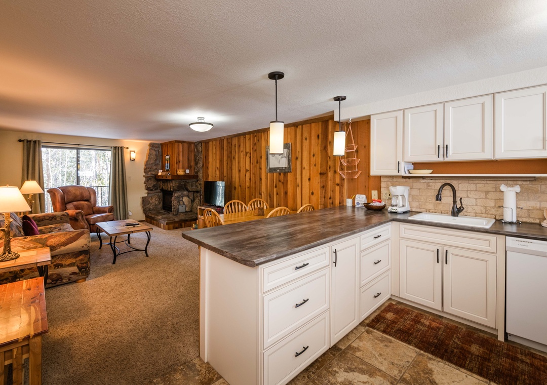 Beaver Village Unit #0612R