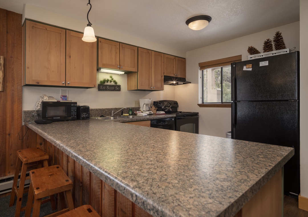 Beaver Village Unit #1824R